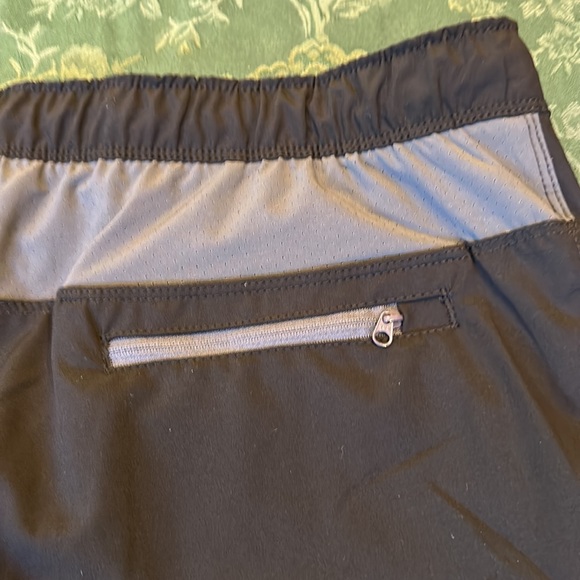 Speedo Swim Shorts Trunks Men's Sz largeTech Volley Comfort Liner Black/Grey NWT - Picture 9 of 9